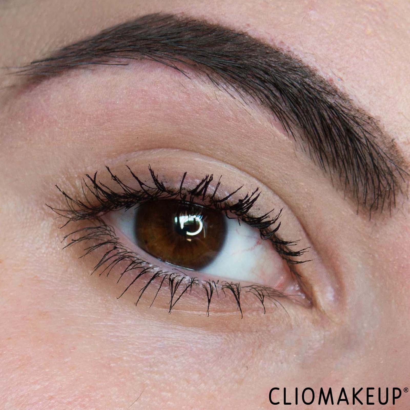 cliomakeup-recensione-mascara-catrice-fake-it-volume-false-lash-mascara-11