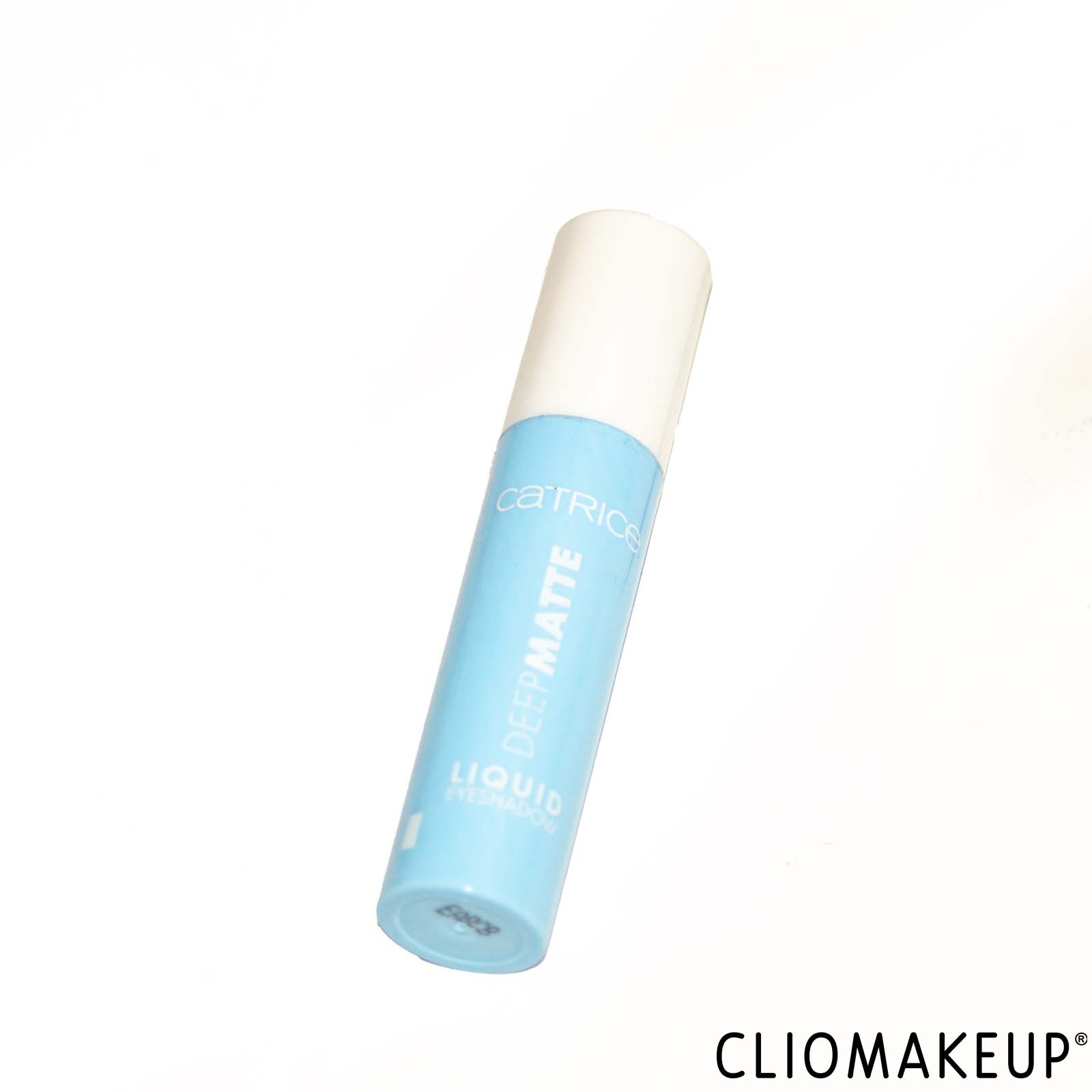 cliomakeup-recensione-ombretto-liquido-catrice-deep-matte-liquid-eyeshadow-2