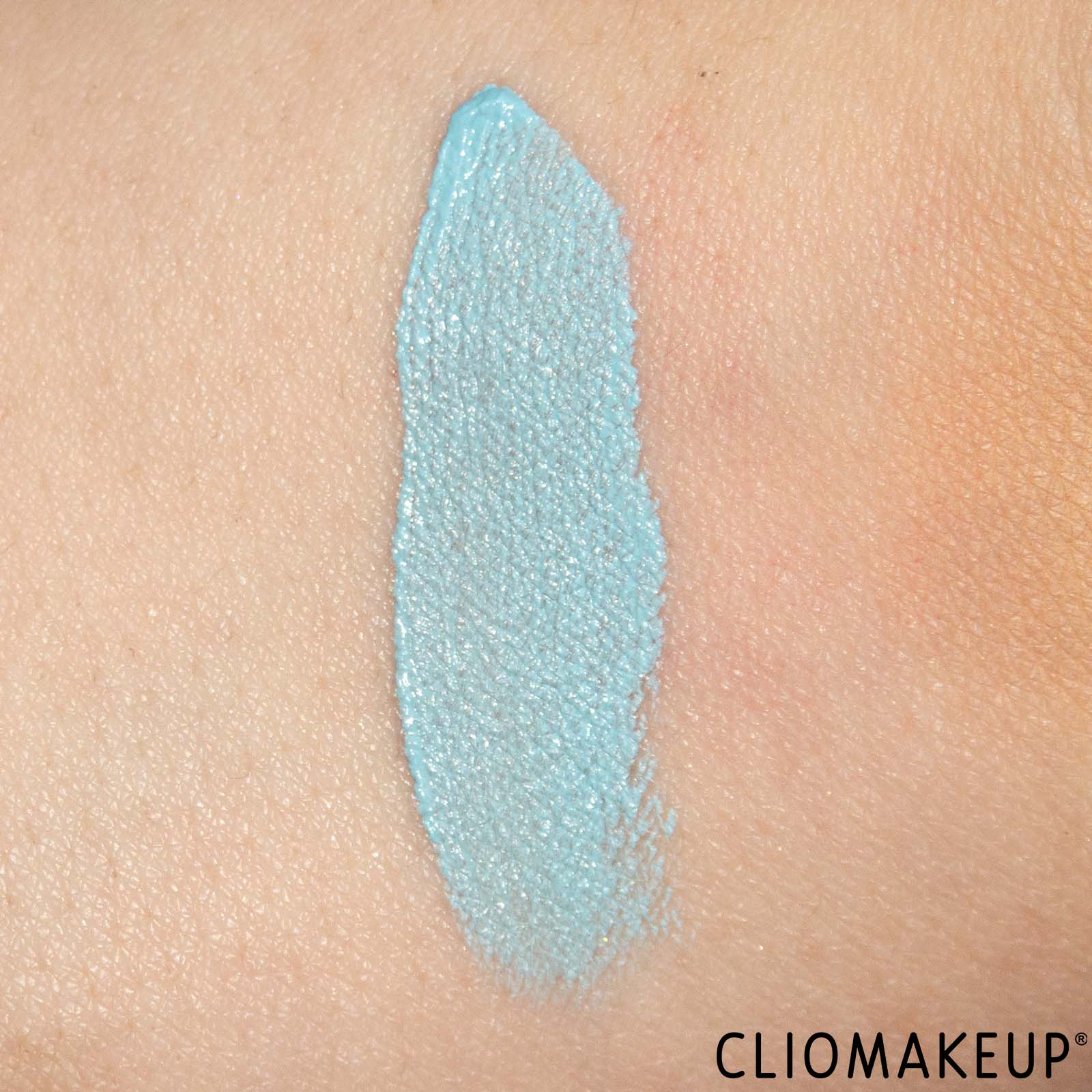 cliomakeup-recensione-ombretto-liquido-catrice-deep-matte-liquid-eyeshadow-7