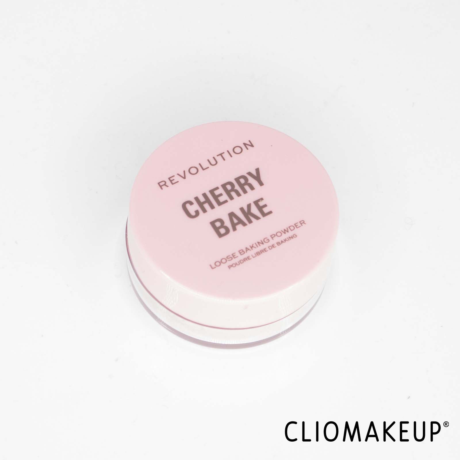 cliomakeup-recensione-cipria-revolution-cherry-bake-loose-baking-powder-2