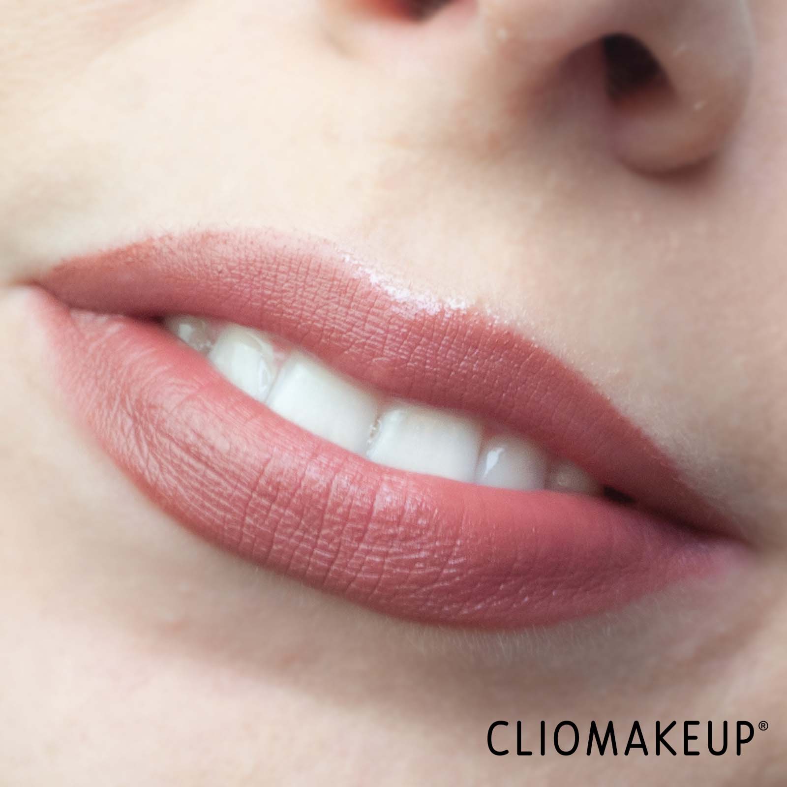 cliomakeup-recensione-rossetti-mac-ximal-matte-lipstick-10