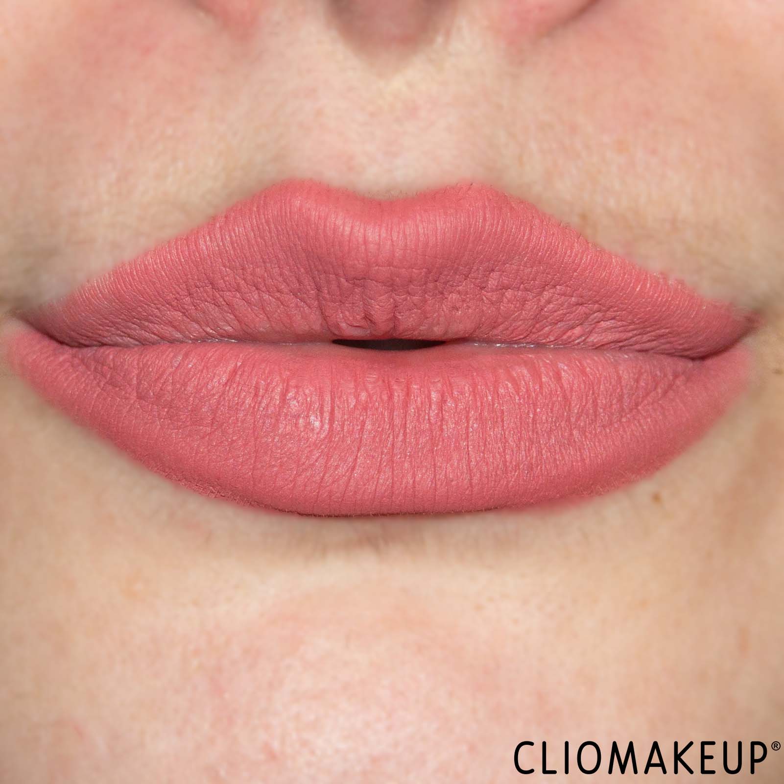 cliomakeup-recensione-nyx-professional-makeup-suede-matte-lip-liner-11