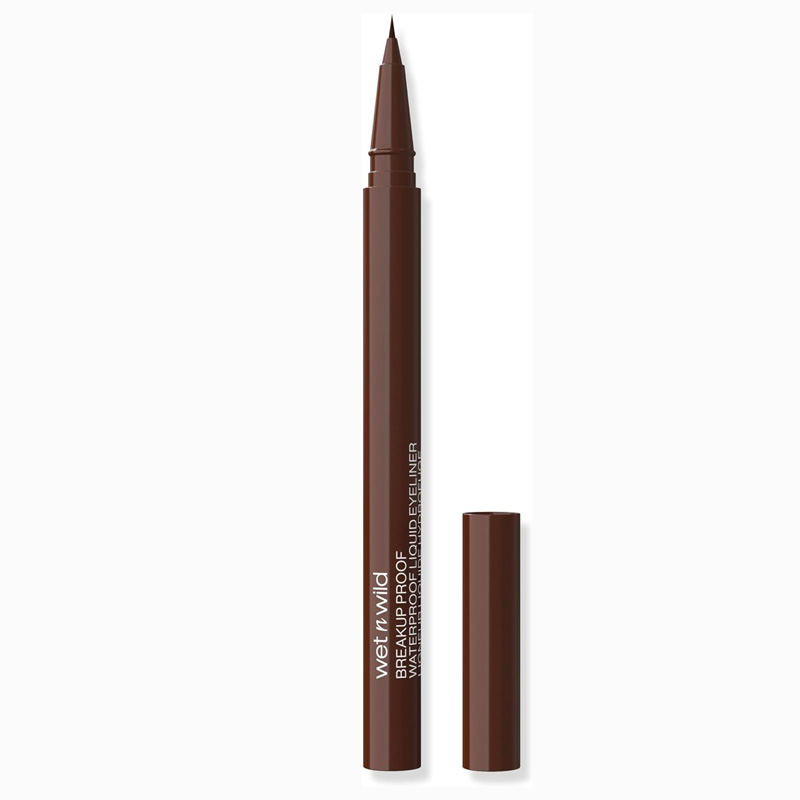 cliomakeup-cat-eyeliner-occhio-incappucciato-wet-n-wild-waterproof-eyeliner