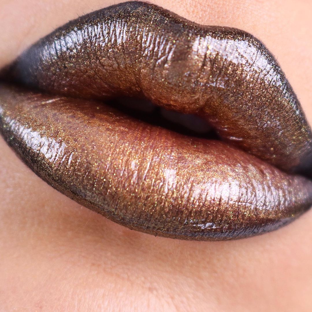 cliomakeup-bronze-lips-4