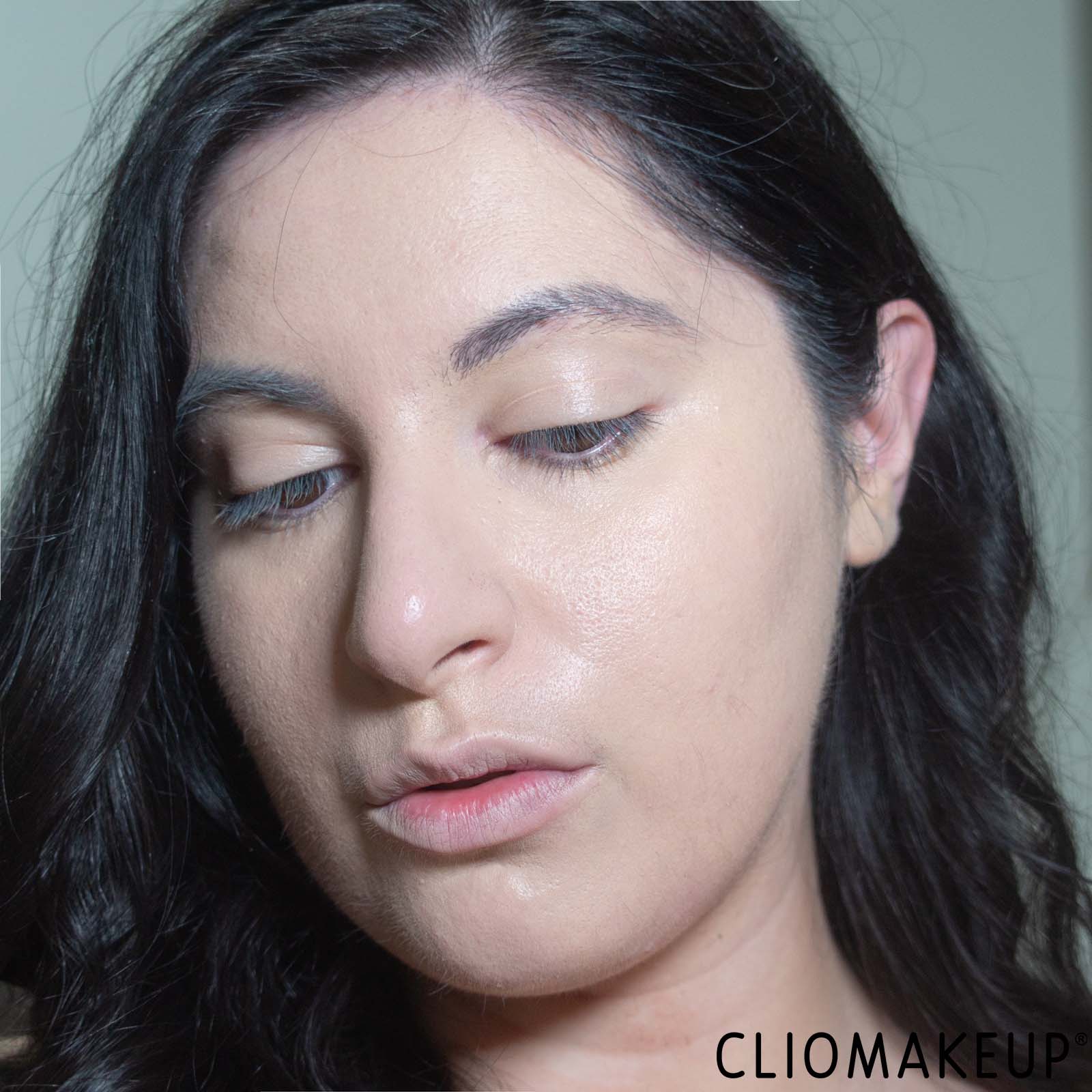 cliomakeup-recensione-fondotinta-mac-studio-fix-fluid-broad-spectrum-spf15-foundation-12