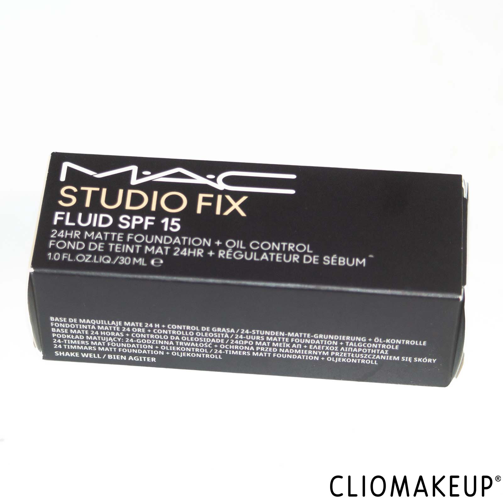 cliomakeup-recensione-fondotinta-mac-studio-fix-fluid-broad-spectrum-spf15-foundation-2