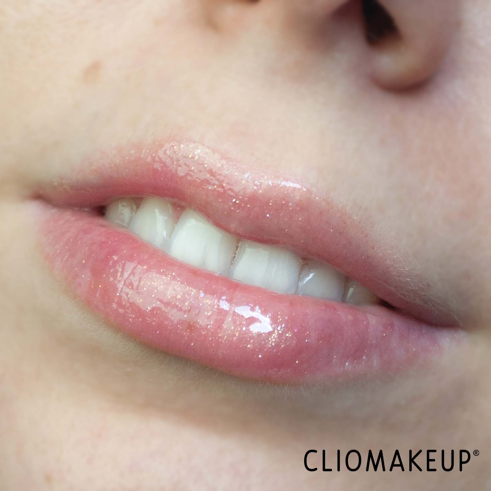 cliomakeup-recensione-gloss-natasha-denona-golden-glimmer-gloss-10