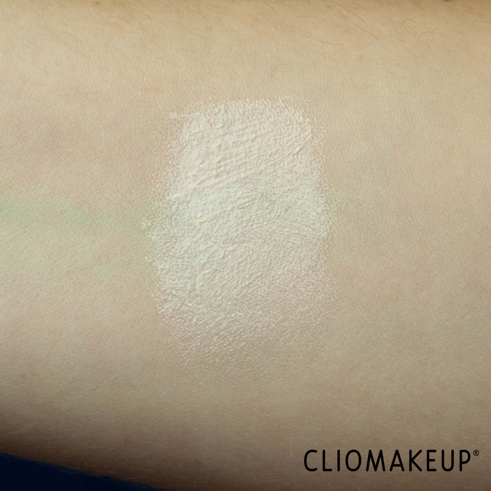 cliomakeup-recensione-primer-l'oreal-glotion-natural-glow-enhancer-6