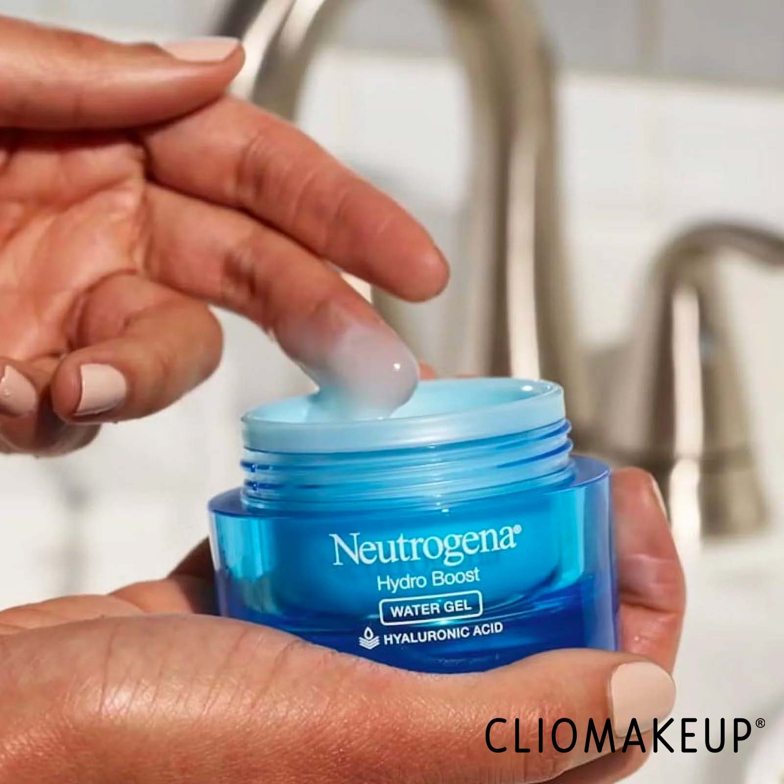 Recensione-Crema-Viso- Neutrogena-Hydro-Boost Water-Gel-Consistenza