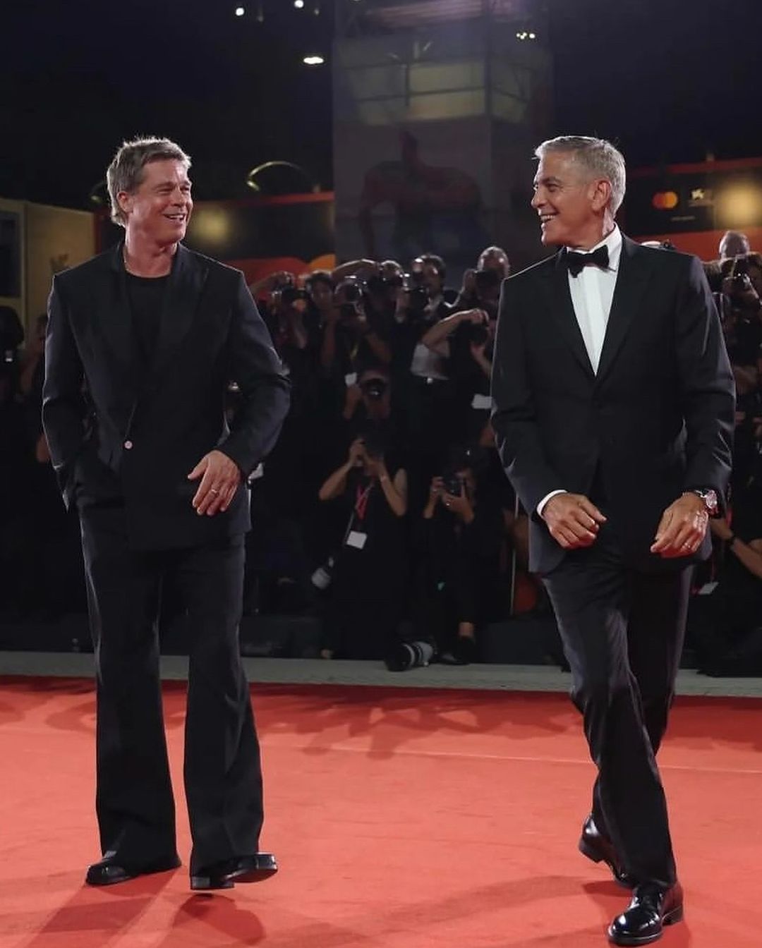 cliomakeup-brad-pitt-george-clooney-amici-venezia-2024-6