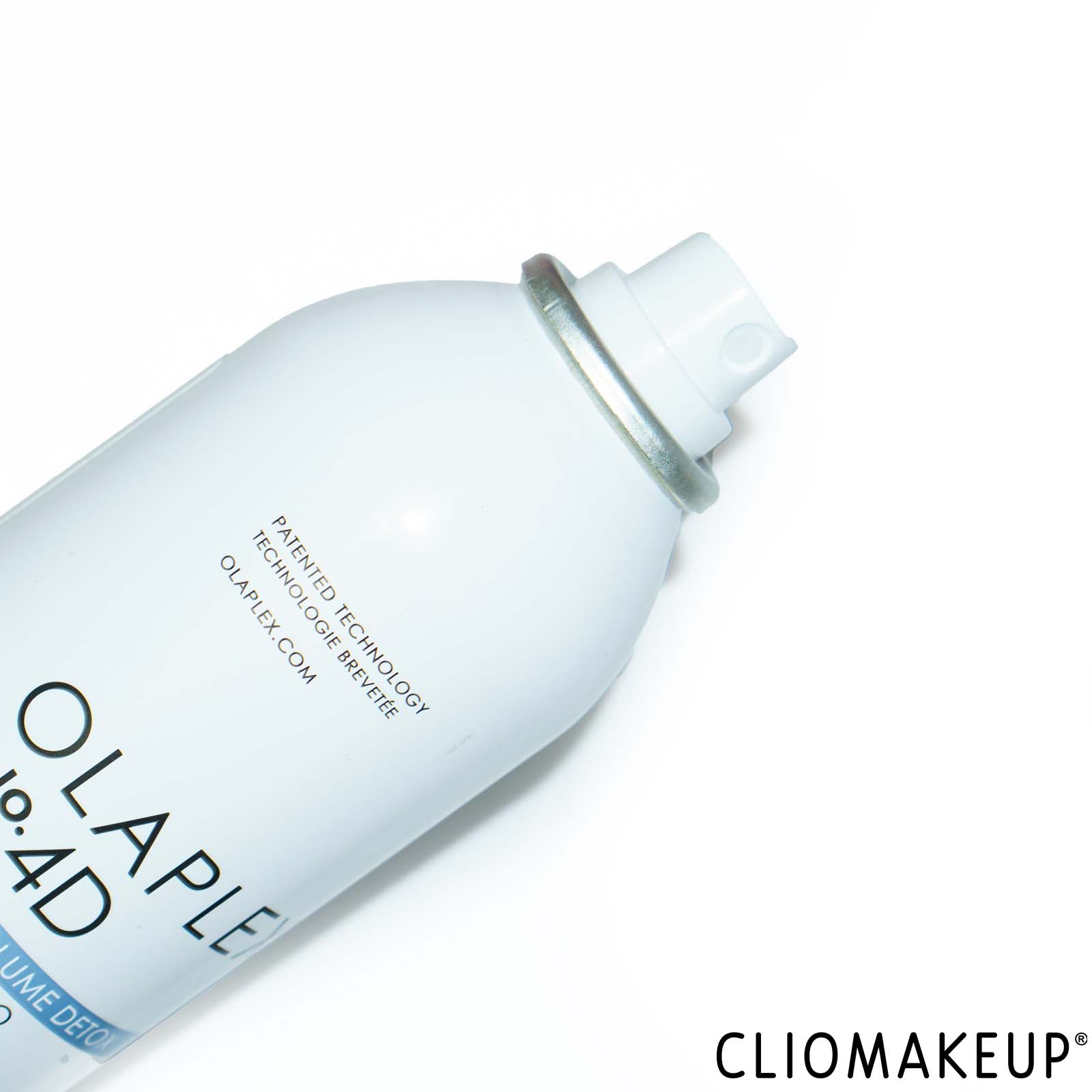 recensione-shampoo-secco-olaplex-no-4d-clean-volume-detox-dry-shampooi-close-up