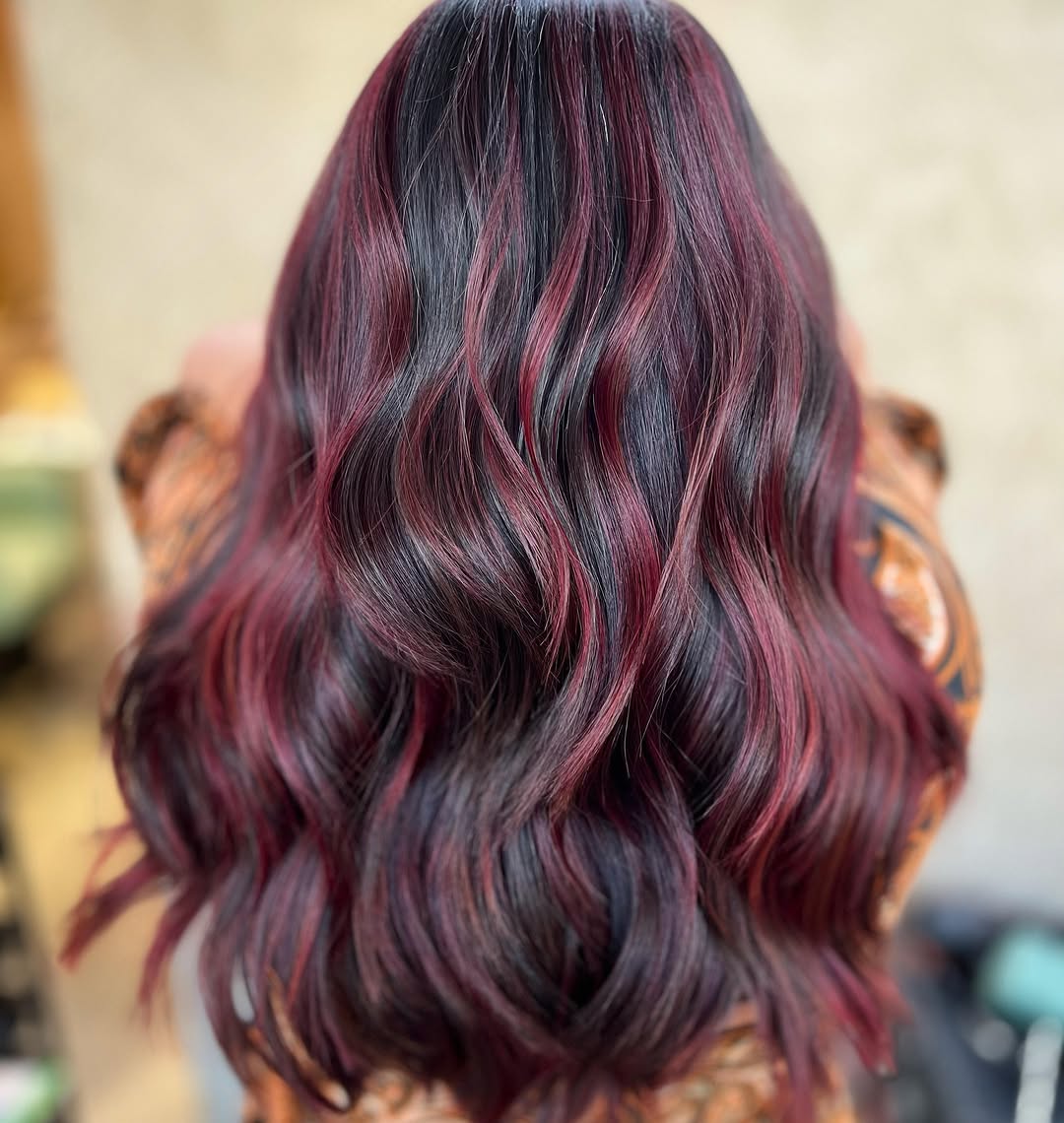 capelli-rosso-ciliegia-scuro-balayage-eltonsteve