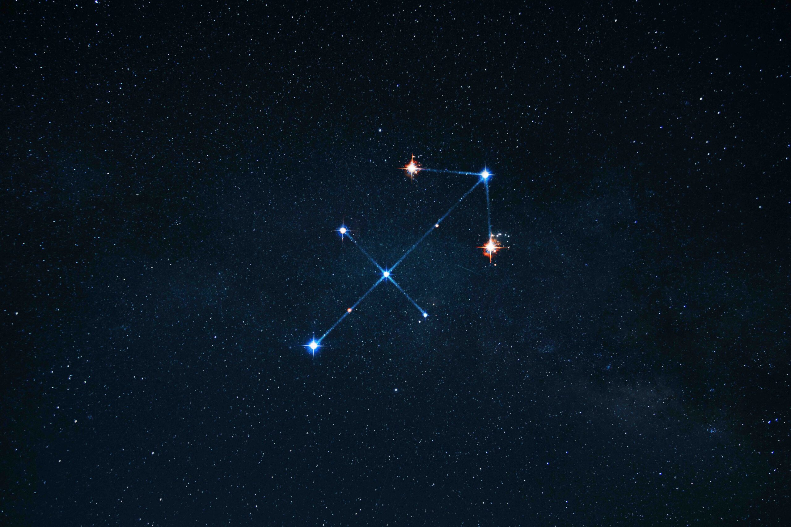 segno-zodiacale-sagittario-cielo-nero-stelle