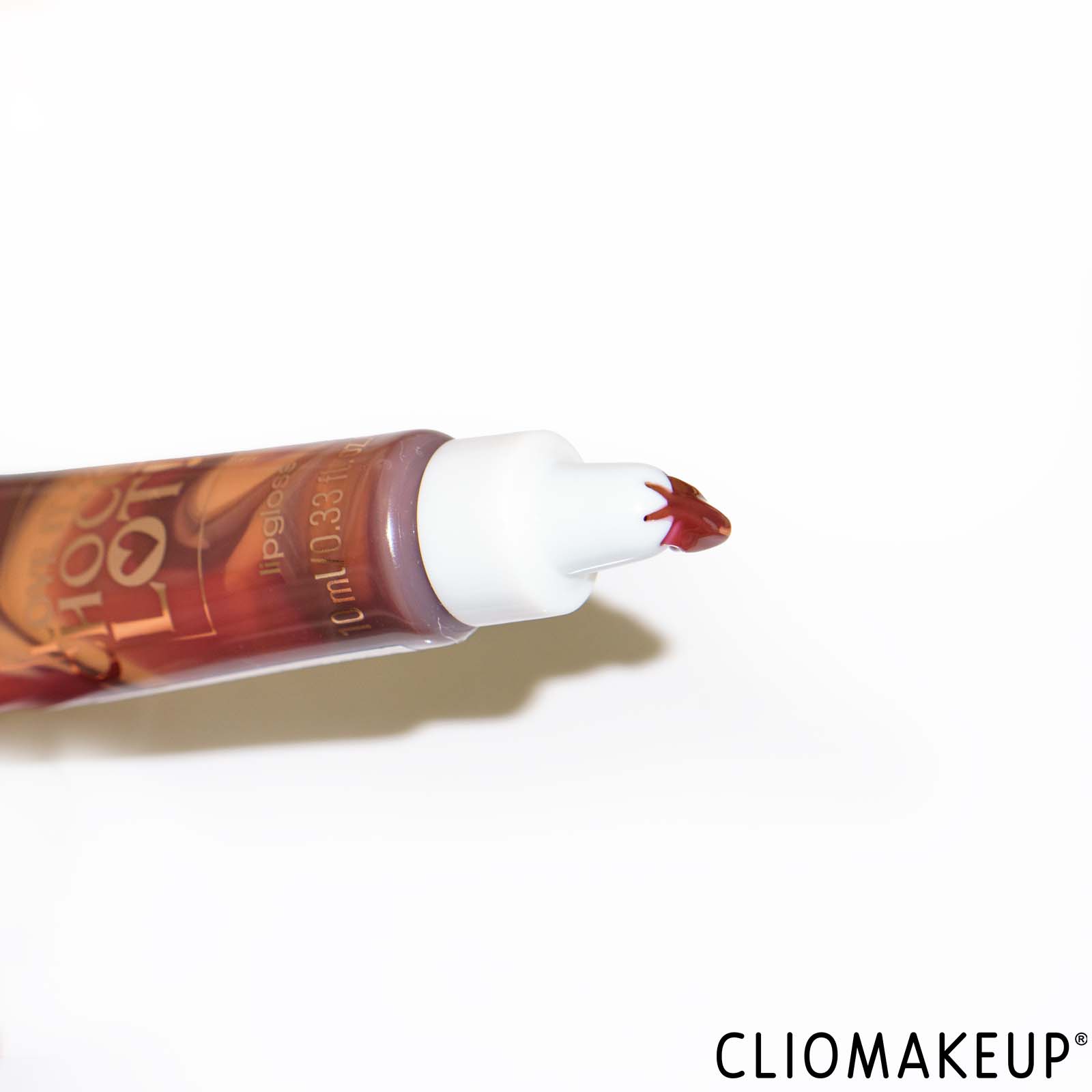 recensione-lipgloss-essence-lipgloss-love-it-a-choco-lot-close-up