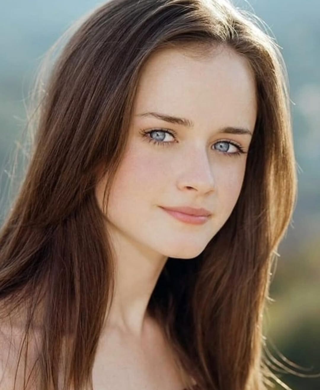 rory-gilmore-brunette-taglio-lungo