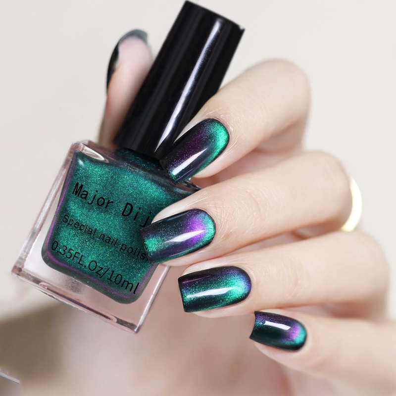 smalto-verde-smeraldo-glitter-magnetico-major-dijit